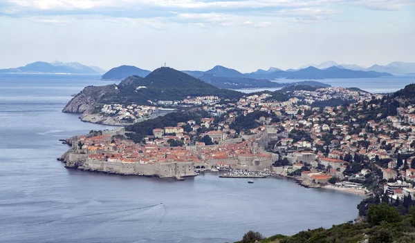 Hermosa vista de la ciudad de Budva —  Fotos de Stock