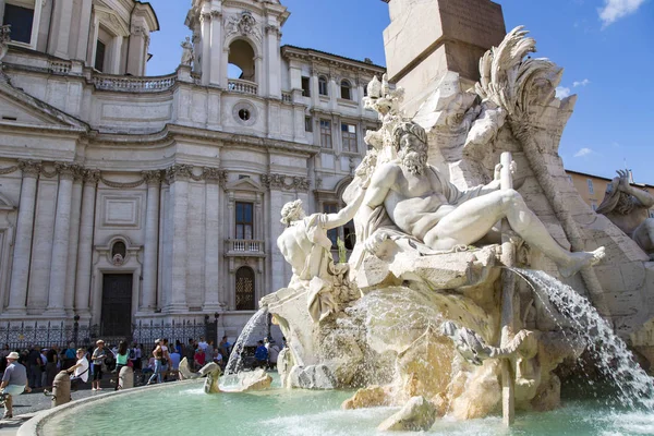 Italia Roma Octubre 2014 Fuente Los Cuatro Ríos Una Las —  Fotos de Stock