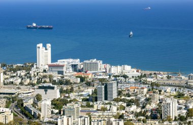 ISRAEL, HAIFA, MARCH, 2016 - Akdeniz, Orta Doğu, Hayfa, İsrail 'in modern altyapısına sahip Hayfa Dağı' ndan Panorama Manzarası