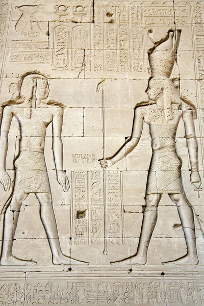 Karnak Tapınağı Nın Eski Hiyeroglifleriyle Dolu Duvar Luxor Mısır — Stok fotoğraf