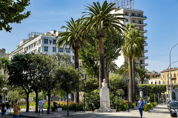 Itália Bari Agosto 2017 Vista Cidade Rua Principal Bari Com — Fotografia de Stock