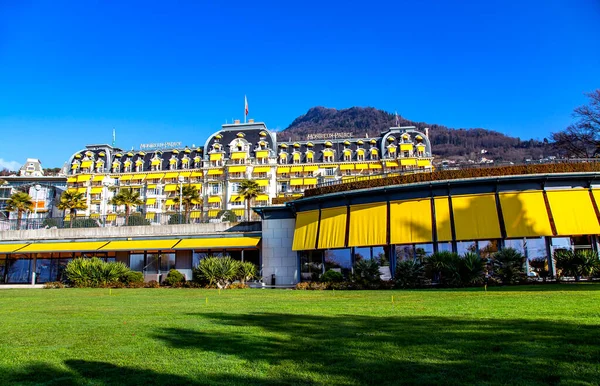 Svizzera Montreux Dicembre 2015 Montreux Palace Hotel Trova Sulle Rive — Foto Stock