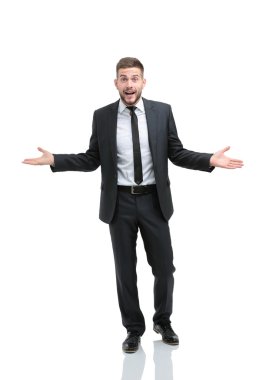 Beyaz bir arka plan üzerinde poz sürpriz duygusal iş adamı