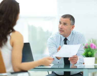 sigortacı sözleşmenin office b istemciye gösterir