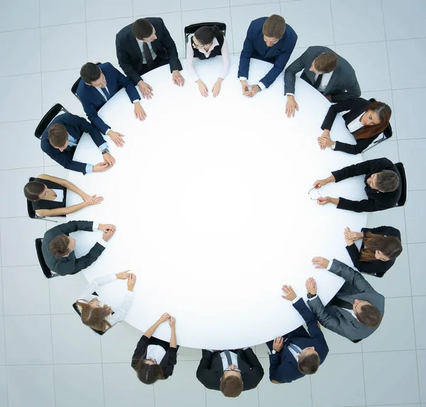 Discussão de mesa redonda na convenção de negócios e apresentação . — Fotografia de Stock