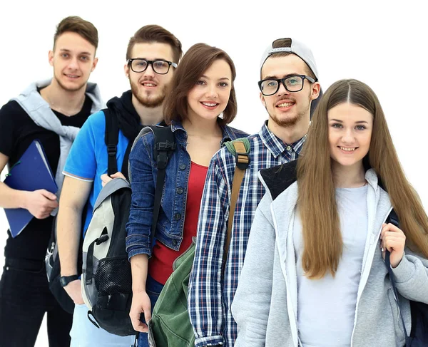 Felice gruppo di giovani in piedi insiemethe — Foto Stock