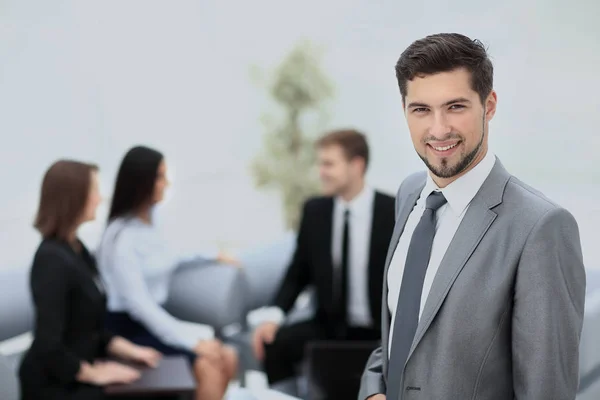 Equipe de negócios discutindo juntos planos — Fotografia de Stock