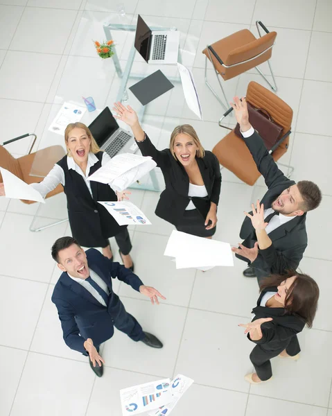 현대 사무실에서 성공적인 비즈니스 팀 — 스톡 사진