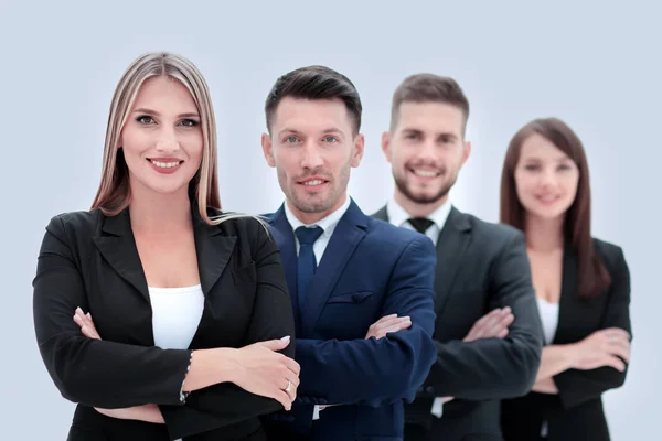 Equipe de pessoas bem sucedidas e confiantes posando em um backgr branco — Fotografia de Stock