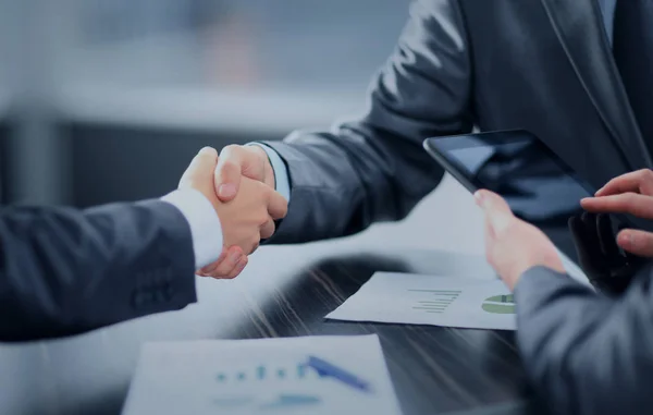 Business people shaking hands in office — Stock Photo, Image