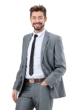 Beyaz backgrou üzerinde bir gülümseyen yakışıklı işadamı portresi