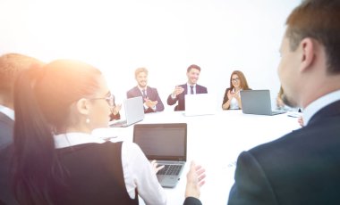 hissedarlar dizüstü bilgisayarlar için bakmak ve gelişimi hakkında bilgi edinin