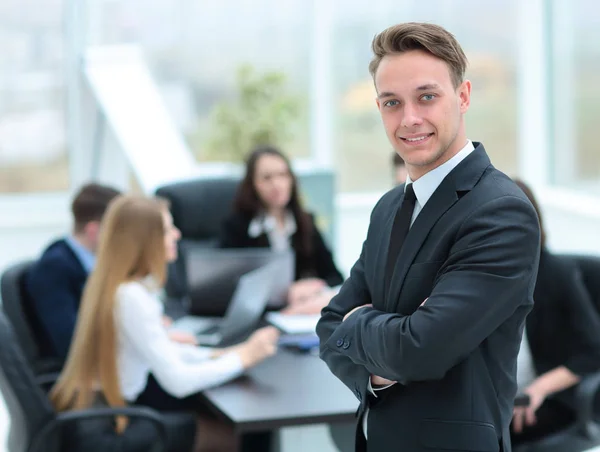 Geschäftsleute. Geschäftsteam arbeitet an Geschäftsprojekt — Stockfoto