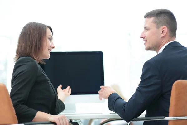 Uomini d'affari. Business team al lavoro sul loro progetto di business — Foto Stock