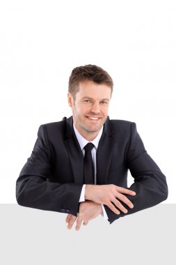 mutlu yakışıklı iş adamı.