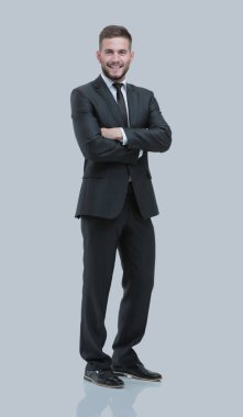 Beyaz izole yakışıklı genç iş adamı