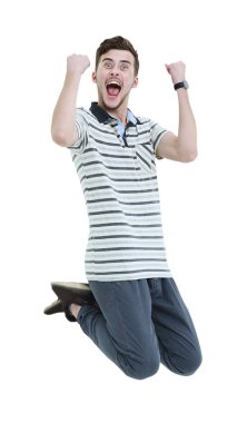 Bağıran adam beyaz zemin üzerine kaldırdı kollarını ile atlama