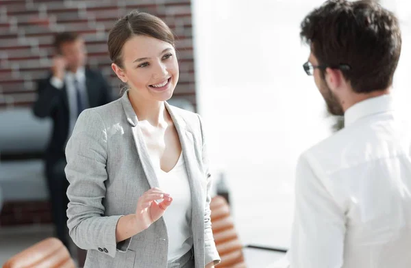 Zakelijke bijeenkomst zakelijke vrouwen met een zakenpartner — Stockfoto