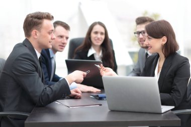 bir beyin fırtınası iş takım tutar