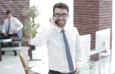 avukat istemci telefonda önerir.