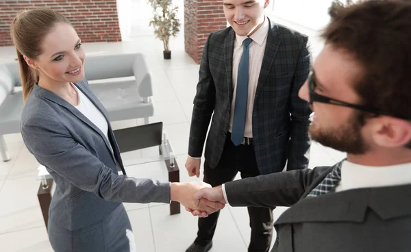 iş concept.handshake Yöneticisi ve istemci