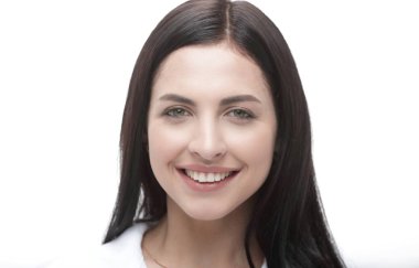 Beyaz bluzlu modern iş kadını..