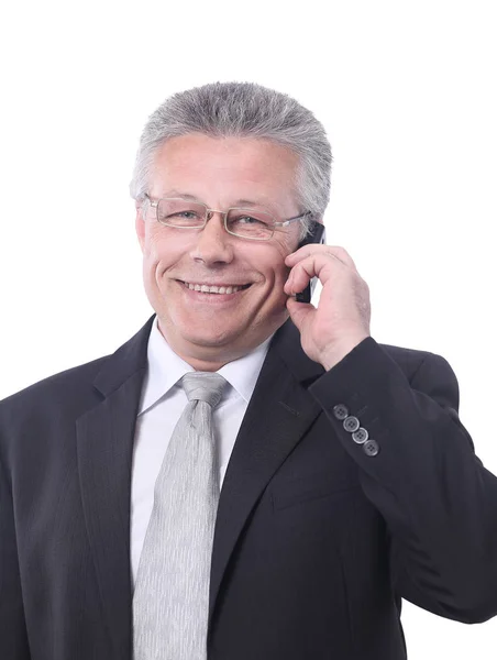 Retrato de um homem de negócios maduro de cabelos grisalhos chamando . — Fotografia de Stock