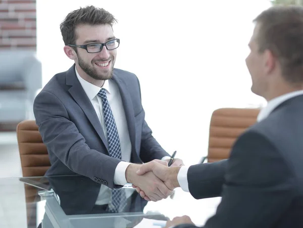 Welcome and handshake business partners — Stock Photo, Image