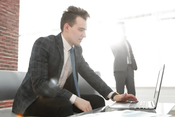 Business concept.determined young businessman — Stock Photo, Image