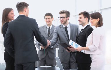 karşılıklı iş ortakları finansal işlem önce