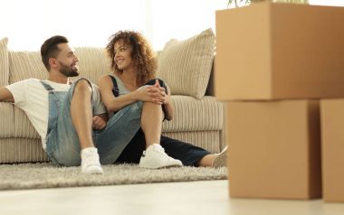 Mutlu aile onun gelecek yeni bir ev planları..