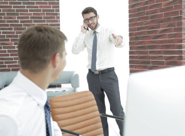 belgili tanımlık hareket eden iletişim iş adamı