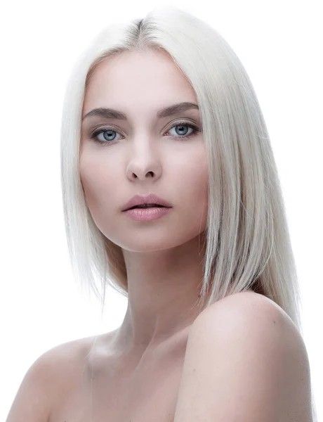 Gesicht einer schönen jungen Frau mit blonden Haaren und alltäglichem Makel — Stockfoto