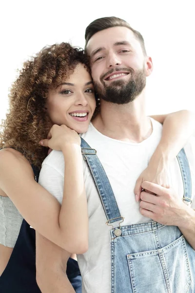 Porträt eines frisch verheirateten Paares, das davon träumt, seine Wohnung zu kaufen. — Stockfoto