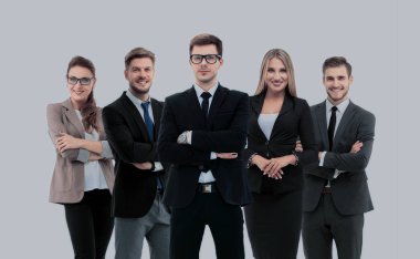 Bir grup gülümseyen iş adamı. Beyaz arkaplan üzerinde izole edilmiş