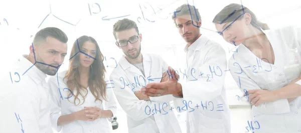 Group of laboratory employees. — Stock Photo, Image