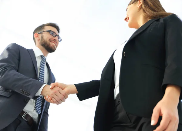 Concepto de reunión de asociación empresarial. Imagen hombres de negocios handsha —  Fotos de Stock