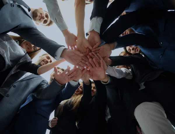 Grande team aziendale di successo che mostra unità con le mani t — Foto Stock