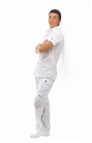 Joven hombre guapo en un traje blanco . — Foto de Stock