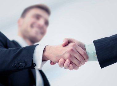 İş hayatında başarı kavramı - ortakların tokalaşması