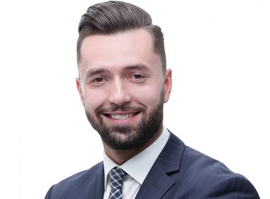 Kendinden emin bir orta işadamı portresi portre