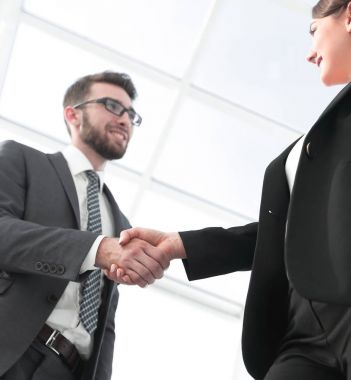 İş ortaklığı toplantı kavramı. Görüntü businessmans handsha