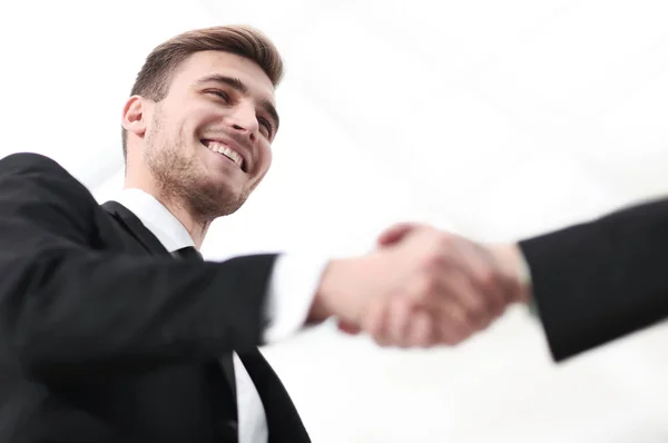 Zbliżenie handshake sprawdzone partnerów biznesowych — Zdjęcie stockowe
