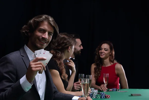Grupa złowrogich pokerzystów — Zdjęcie stockowe
