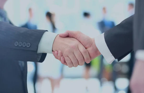 伙伴关系-握手商业伙伴的概念 — 图库照片