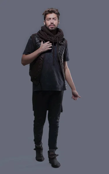 Студійне зображення молодого і красивого чоловіка, який позує ізольовано — стокове фото