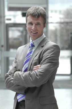 Ofiste bir iş adamı portresi