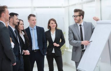 sunum için işadamı işaretleme kalemi Pano üzerinde