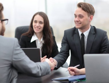 iş karşılıklı iş ortakları