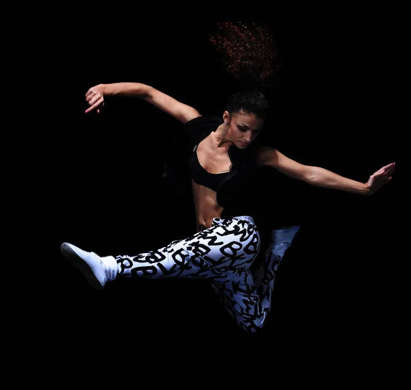 Chica saltando en estilo hip hop — Foto de Stock